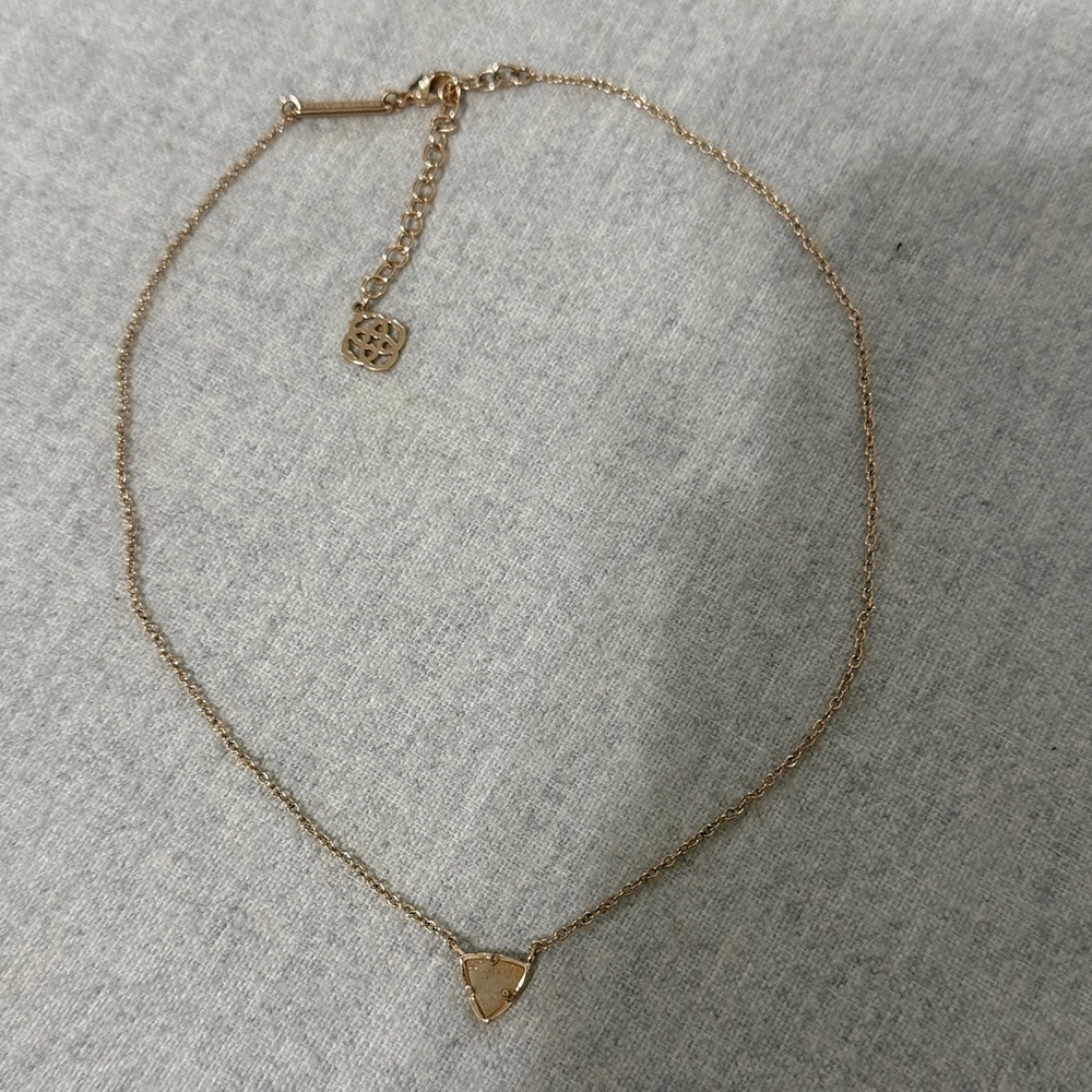 Kendra Scott Perry Rose Gold Pendant Necklace